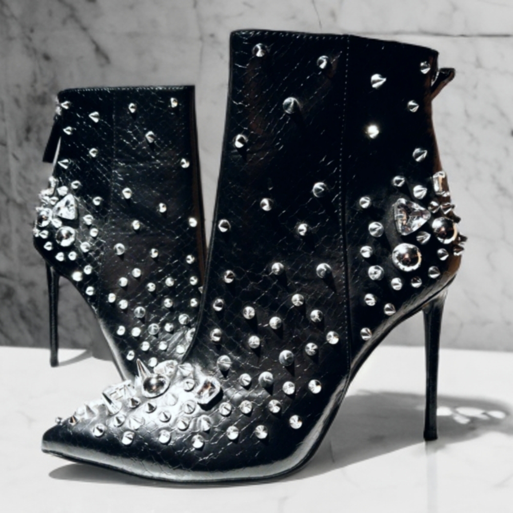 Steve Madden Black Studded Heeled Boots